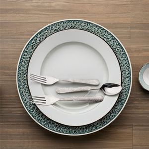 Chef Special Edition Juego de cubiertos de acero inoxidable de 28 piezas Serie 304 Vajilla de diseño de margaritas de grado alimenticio para cenas de boda en casa - Product Image 3