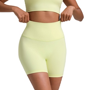 Mallas cortas deportivas suaves de Color sólido para mujer, pantalones cortos de Yoga de cintura alta para entrenamiento integral de ciclismo - Product Image 1