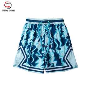 Shorts de basketball décontractés personnalisés OEM en mesh, nom et numéro d'équipe personnalisés, séchage rapide, respirant, taille élastique de haute qualité - Product Image 1