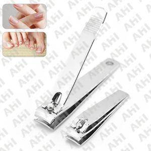 Coupe-ongles en acier inoxydable à lame courbée avec une large ouverture de mâchoire pour une utilisation quotidienne professionnelle et personnelle - Product Image 4