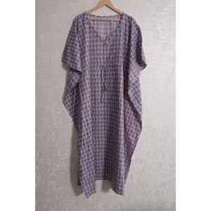 Vestido Kaftan Hecho a Mano 100% Algodón con Estampado Floral, Estilo Bohemio Indio, Maxi Casual, Ropa de Salón Ecológica, Atuendo de Verano - Product Image 2