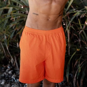 Shorts de bain tendance pour hommes, séchage rapide, légers, vêtements de plage, logo personnalisé, mode masculine, OEM, vente en gros, meilleur prix - Product Image 2