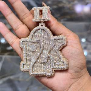 Colgante de Moissanita Chapado en Oro Rosa sobre Plata, con Letra Personalizada en Corte Baguette, Joyería para Fiesta - Product Image 5