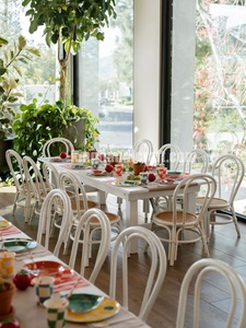 Chaises pour enfants en rotin faites à la main, sièges en osier personnalisés pour enfants avec des matériaux naturels pour les boutiques et les entreprises d'événements - Product Image 1
