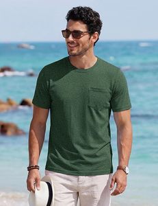 เสื้อยืดผู้ชายสีเขียว ผ้าฝ้าย แขนสั้น คอกลม มีกระเป๋า ทรงลำลอง ผ้าเจอร์ซีย์ถัก สีพื้น ระบายอากาศได้ดี เหมาะสำหรับใส่ในฤดูร้อน - Product Image 6