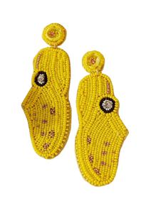 New White Seed Beads Huggie Pendientes Diseño clásico de la India para mujeres - Product Image 2