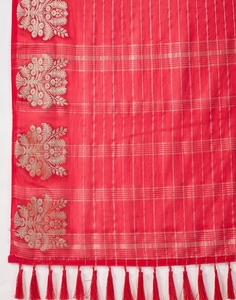 KV <b>Red</b> Georgette Woven Tassels Designer Saree With Unstitched <b>Blouse</b> - Product Image 2