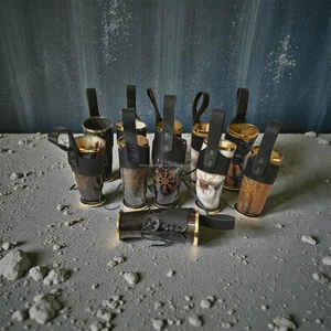 Verre à boire en corne sculpté à la main de qualité supérieure avec bordure métallique et support en cuir au meilleur prix - Product Image 3