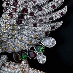 Colgante de Pluma con Moissanita y Múltiples Piedras, Joyería de Pájaro, Dije de Resina para Mujer, Regalo para Fiesta - Product Image 1
