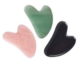 Herramienta Gua Sha de Resina en Forma de Corazón - Masajeador Facial Hecho a Mano con Temática de Amor para la Salud de la Piel - Product Image 2