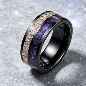Anello in Carburo di Tungsteno con Intarsio Corno di Cervo e Galassia, Bordo Lucido, Fede Nuziale da Uomo, Vestibilità Confortevole, Gioiello per Fidanzamento e Promessa - Product Image 4