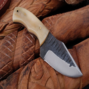มีดสกินเนอร์เหล็กดามัสกัสพรีเมียม ด้ามทำจากกระดูก ทำด้วยมือ ใบมีดแบบ Fixed Blade ปลายแหลม สำหรับกิจกรรมกลางแจ้ง  OEM เครื่องมือตัด - Product Image 1