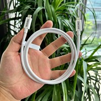 Câble Thunderbolt 5 Type C à fonctionnalités complètes, charge rapide 240W, transmission de données 80 Gbps, 8K60Hz, compatible avec iPhone 17