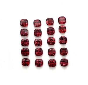 Pierre précieuse naturelle grenat du Mozambique, taille coussin carrée rouge facettée, plusieurs tailles disponibles pour la fabrication de bijoux - Product Image 5