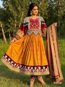 Vestido Tradicional Afgano para Mujer con Bordado Intenso, Vestido Maxi Étnico Afgano - Diseño Tradicional con Bordado Intenso - Product Image 3