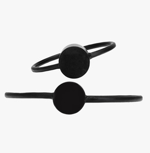 Ensemble de 2 supports à bougies circulaires modernes en noir mat pour la décoration de la maison, design en métal - Product Image 4
