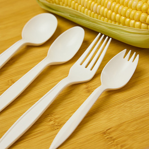 Vaisselle à emporter emballée individuellement, prix d'usine, assiettes et couverts en amidon de maïs PSM de 7 pouces - Product Image 1