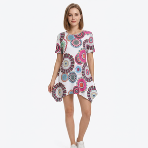 Vestido de punto casual de manga corta con cuello Henley y estampado digital para mujer, corte en A, dobladillo asimétrico, ajuste holgado, mini, verano, Bangladesh - Product Image 1