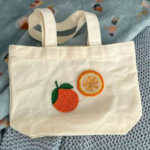 กระเป๋าผ้าแคนวาสปักลูกปัดทำมือ กระเป๋าช้อปปิ้งแบบใช้ซ้ำได้ กระเป๋าสะพายไหล่สำหรับเดินทางไปชายหาด กระเป๋าถือสำหรับผู้หญิง ลายผลไม้ ดอกไม้ กระเป๋าใส่ของชำ - Product Image 1