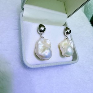 Boucles d'oreilles pendantes en perles d'eau douce naturelles Dabarok Luxury 15-16 mm, perles d'eau douce irrégulières blanches, bijoux de mode - Product Image 5