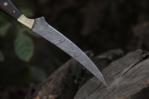 มีดตกปลาทำมือแบบกำหนดเองของ Burraq ใบมีดเหล็กดามัสกัสขนาด 8/9 นิ้ว หนา 3.0 มม. พร้อมปลอกหนัง - Product Image 4