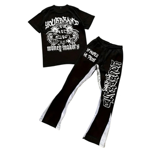 Conjuntos de dos piezas de ropa informal a la moda para hombre, camiseta de manga corta con cuello redondo y estampado de patrones y pantalones acampanados con cordón - Product Image 1