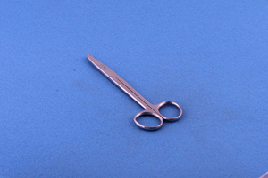Ciseaux à ligature manuels MayoMed en acier inoxydable allemand, disponibles en toutes tailles, certifiés ISO CE - Product Image 4