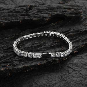 Pulsera de tenis de moissanita con cierre de caja, brazalete clásico de piedras redondas brillantes, brazalete chapado en oro con piedras brillantes para - Product Image 5