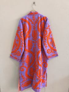 Kimono largo de algodón con acabado morado y naranja, estilo bohemio étnico indio, hecho a mano con estampado floral, tres cuartos, para mujer. - Product Image 3