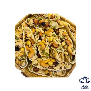 Pastel de Nueces Vegano Ecológico Bajo en Carbohidratos de Alta Calidad |   Tarta de Frutos Secos Mixtos Hecha a Mano, Venta al Por Mayor - Product Image 1