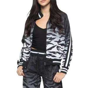 Chándal Deportivo para Mujer en Oferta, Buena Calidad, Hecho en Fábrica, Diseño por Sublimación a la Demanda del Cliente, Estilo Moderno - Product Image 1