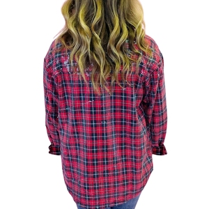 Chemise à carreaux rétro décontractée pour femme, style vintage d'automne, avec poche poitrine et boutons, en polyester et coton, manches longues - Product Image 3