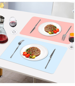 High Quality New Top 40x30cm Silicone Table Mat Countertop Protector & Dinner Heat Resistant Kitchen Placemat - Product Image 4