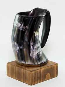 Authentique Chope en Corne de Viking Médiévale Faite à la Main pour Bière, Vin, Hydromel – Écologique, Cadeau d'Anniversaire, Finition Naturelle Polie, Compatible Lave-Vaisselle - Product Image 2