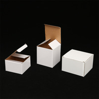Boîtes d'Expédition en Carton Ondulé Recyclable Blanc Uni avec Logo Personnalisé, Pelliculage Mat et Gaufrage