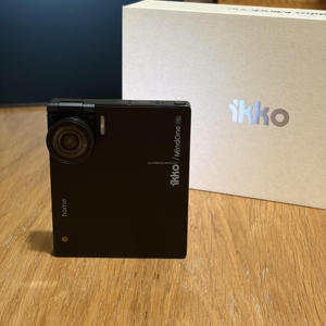 โทรศัพท์มือถือ 2026 รุ่นใหม่ IKKO MindOne <span class=keywords><strong>Pro</strong></span> 4G AI หน้าจอ 4.0 นิ้ว 90Hz AMOLED กล้องแบบพลิก OIS แรม 8GB ความจุ 256GB ระบบปฏิบัติการ Android 15 AI OS NovaLink รองรับ 60 ประเทศ - Product Image 1