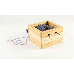 Bol de rangement pour laine en bois d'acacia de qualité supérieure - Support antidérapant en bois naturel avec trous sculptés - Organisateur de tricot écologique - Product Image 2