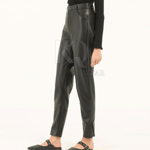 Pantalones de Cuero para Mujer, Corte Recto Clásico de Invierno, Secado Rápido, Transpirables, para Oficina Moderna y Estilo de Fin de Semana - Product Image 3