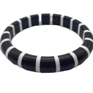 Brazaletes de madera vintage de diseño de primera calidad, impresos a mano, con acabado pulido, empaque personalizado, para mujer, para todas las ocasiones. - Product Image 2