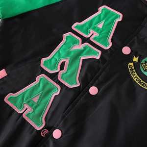 Blouson Bomber Noir AKA avec Doublure Personnalisée, Broderie Lettres Grecques Rose et Vert, Style Universitaire Streetwear pour Femme - Product Image 3