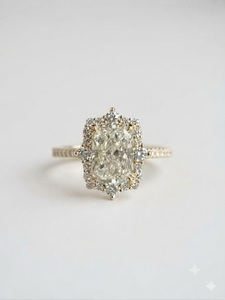 Anillo de Compromiso con Halo de Diamantes Radiantes, Anillo de Oro Vintage para Novia, Anillo Único de Oro Amarillo de 14K con Diamante Cultivado en Laboratorio, Joyería Fina, Regalo Elegante - Product Image 4