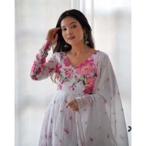 ชุด anarkali XS ขนาดพิเศษพร้อม pallu และ dupatta สำหรับงานปาร์ตี้และโอกาสพิเศษ - Product Image 5