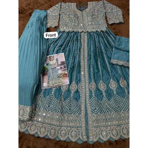 Vestido Anarkali de Diseñador con Bordado Meenakari, Traje Tradicional Étnico para Bodas, Ropa Festiva de Lujo con Bordados Elaborados - Product Image 5