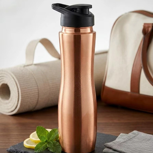 Botella de cobre para agua saludable, bebida ayurvédica, ecológica, reutilizable, a prueba de fugas, para mejorar la hidratación diaria. - Product Image 1