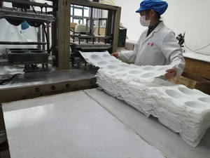 <span class=keywords><strong>Respirator</strong></span> ZYB-05 Zhong Yi NIOSH <span class=keywords><strong>N95</strong></span>, masker gaya lipat dua horizontal tagihan bebek - Product Image 6