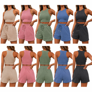 Ensemble décontracté 2 pièces pour femme en polyester/coton tricoté, avec débardeur court côtelé et short à cordon de serrage, idéal pour l'été - Product Image 2
