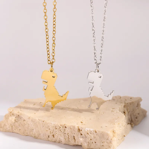 Collier dinosaure unisexe avec placage or électrolytique couleur or, idéal pour les occasions professionnelles - Product Image 1