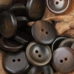 Botón de Cuerno de Búfalo de Primera Calidad, Fabricado con la Mejor Calidad para Ropa - Product Image 2
