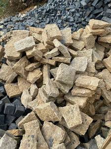 Pierre de granit jaune naturelle du Vietnam, fendue à la main, pour façades, aménagement paysager, pavage, sols et aéroports, avec garantie de 5 ans - Product Image 4