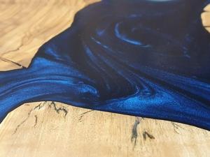 Planche à découper en bois et résine faite à la main, planche de cuisine unique, planche de service durable pour la préparation des aliments, la salle à manger et la maison - Product Image 2